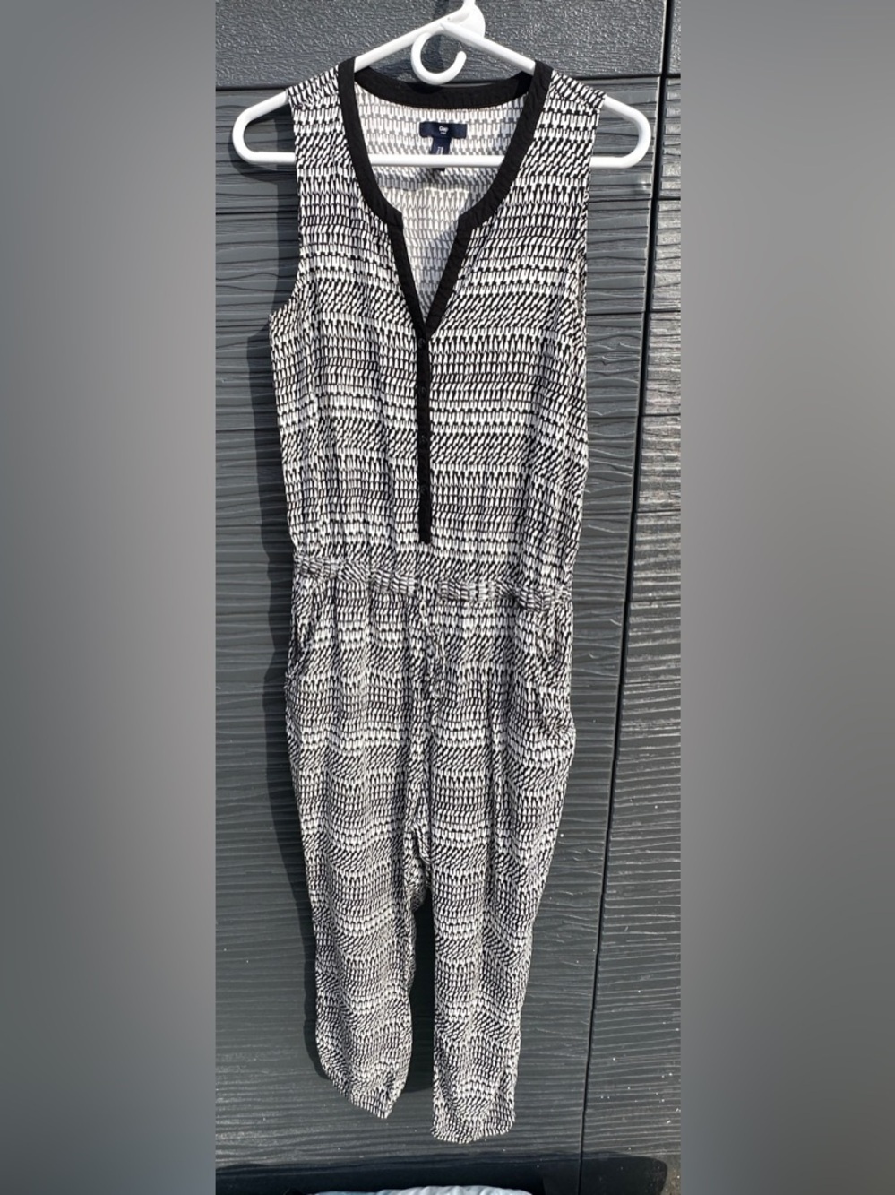 GAP Black White Jumpsuit Medium Sleeveless Elastic Waist
